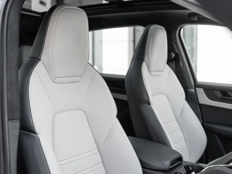 Porsche Cayenne GTS 2024, фото 12